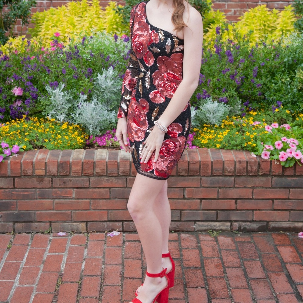 Primavera One Sleeve Homecoming Dress | Size 0